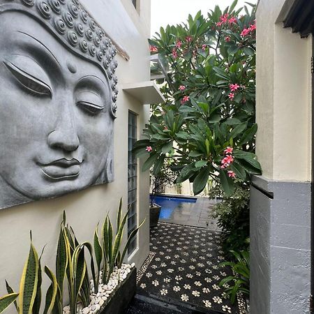 Bali, Kuta, De Kubu Villa No1 Legian Exteriör bild